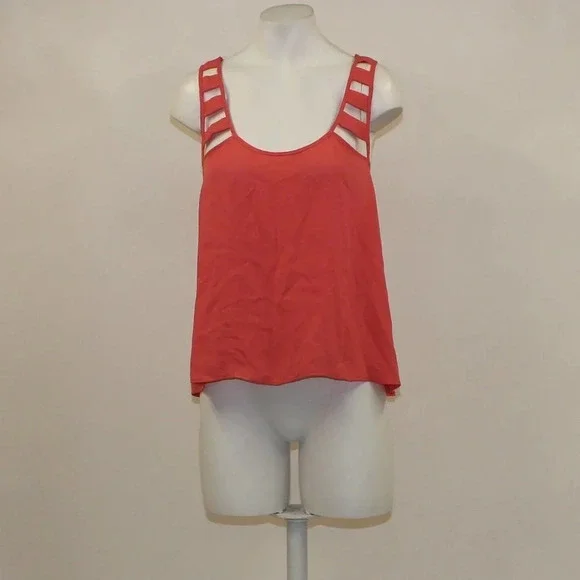 Garage tank - Picture 1 of 3